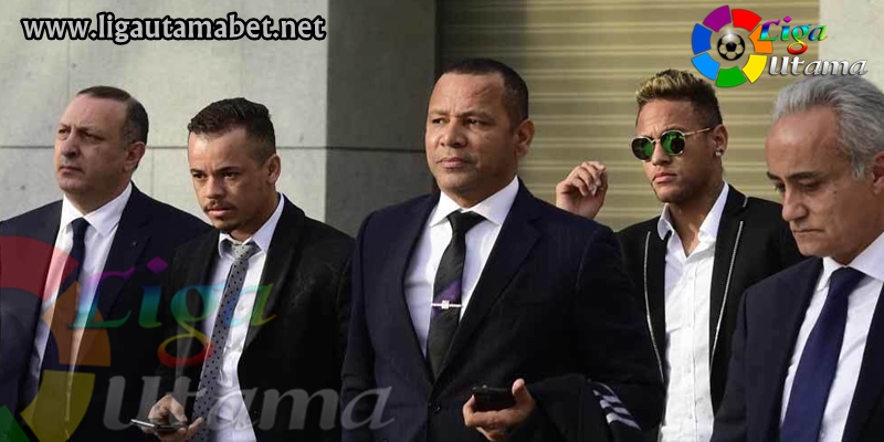 Neymar dan Ayahnya Bantah Negosiasi