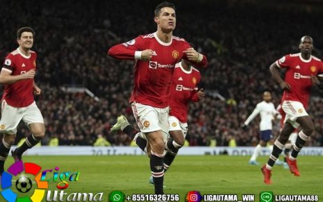 5 Pelajaran Kemenangan 3-2 Man United atas Tottenham Ronaldo Gendong MU 4